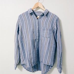 Linen Button Up by Universal Threads in SZ XL. Blue and green striped.